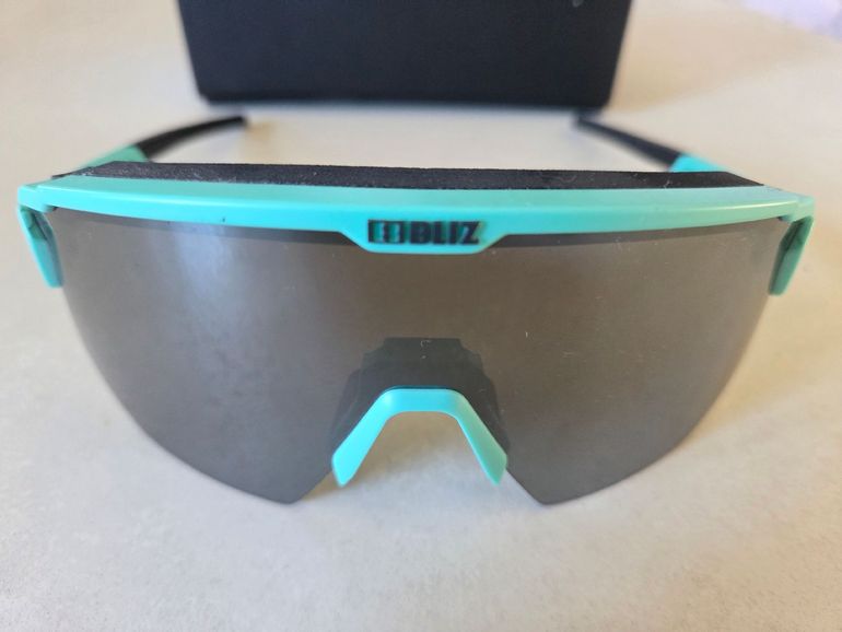Used 2025 Bliz Breeze bike — image 1 of 4