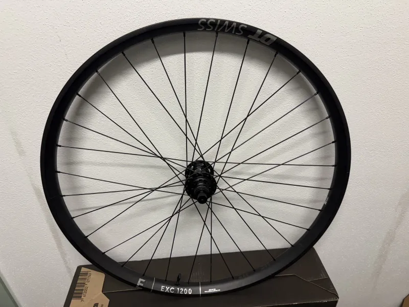 Dt Swiss EXC 1200 Classic Boost Carbon 30mm Wheels usato