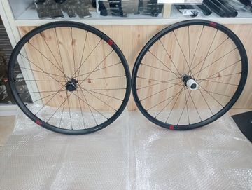 Used Fulcrum Rapid Red 300 Gravel Wheels Wheels