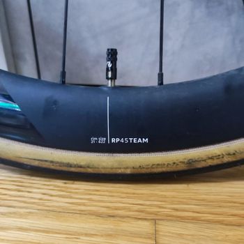Used 2025 Oquo RP45TEAM Carbon Wheelset bike — image 2 of 2