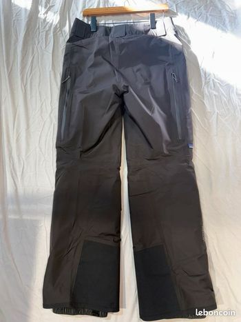 Used Patagonia M's Insulated Powder Town bike — image 3 of 3