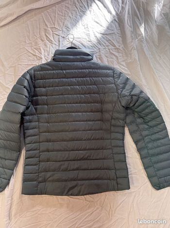 Used Patagonia M's down sweater bike — image 2 of 3