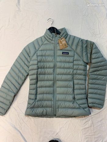Used Patagonia W's Down Sweater bike