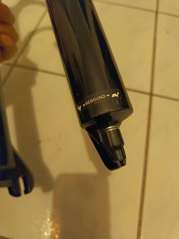 Used RockShox Suspension Fork 26 inch Disc bike — image 6 of 7