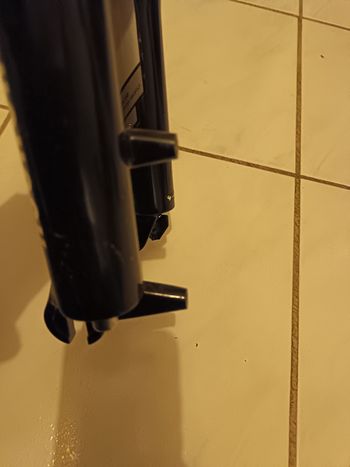Used RockShox Suspension Fork 26 inch Disc bike — image 7 of 7