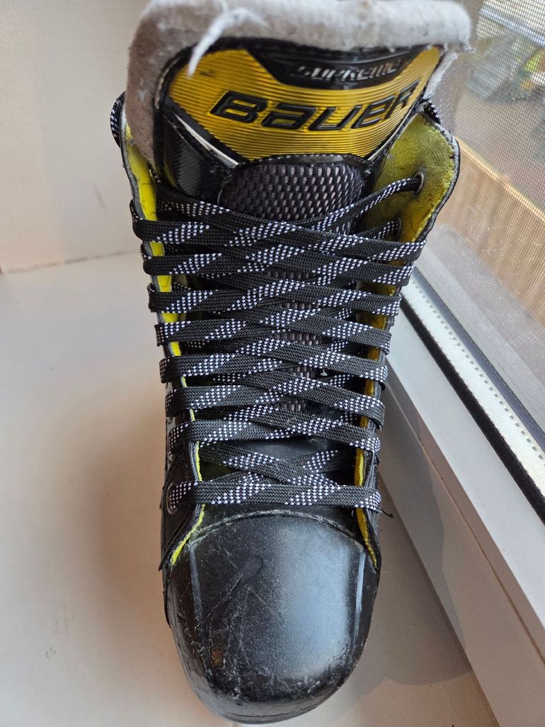 Used 2020 Bauer Supreme S37 bike — image 4 of 8
