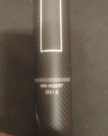 Used Gt Tige de selle Carbone 31.6mm bike — image 3 of 4