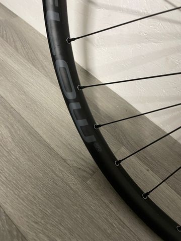 Used 2025 Stan's NoTubes Flow S2 Wheelset bike — image 5 of 5