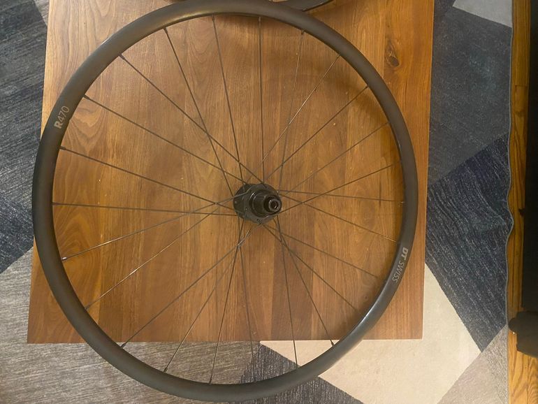 Used Dt Swiss R470 Aluminum Wheel bike — image 2 of 8
