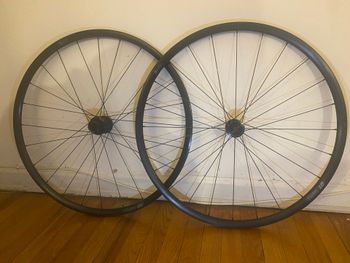 Used Dt Swiss R470 Aluminum Wheel bike — image 7 of 8
