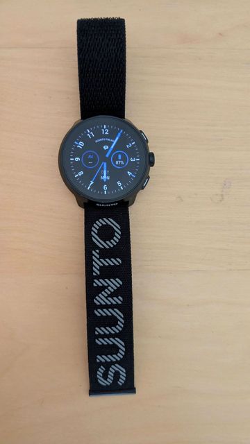 Used 2025 Suunto Run GPS Watch bike — image 2 of 2