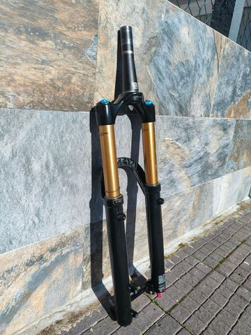 2023 Fox 36 Factory 160mm GRIP2 Fork bike d'occasion — image 5 sur 11