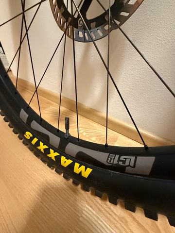 Brugt E*Thirteen LG1 Race DH carbon 2022 bike — billede 4 af 5