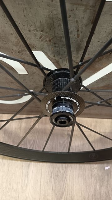 Lightweight 2023 bike d'occasion — image 3 sur 4