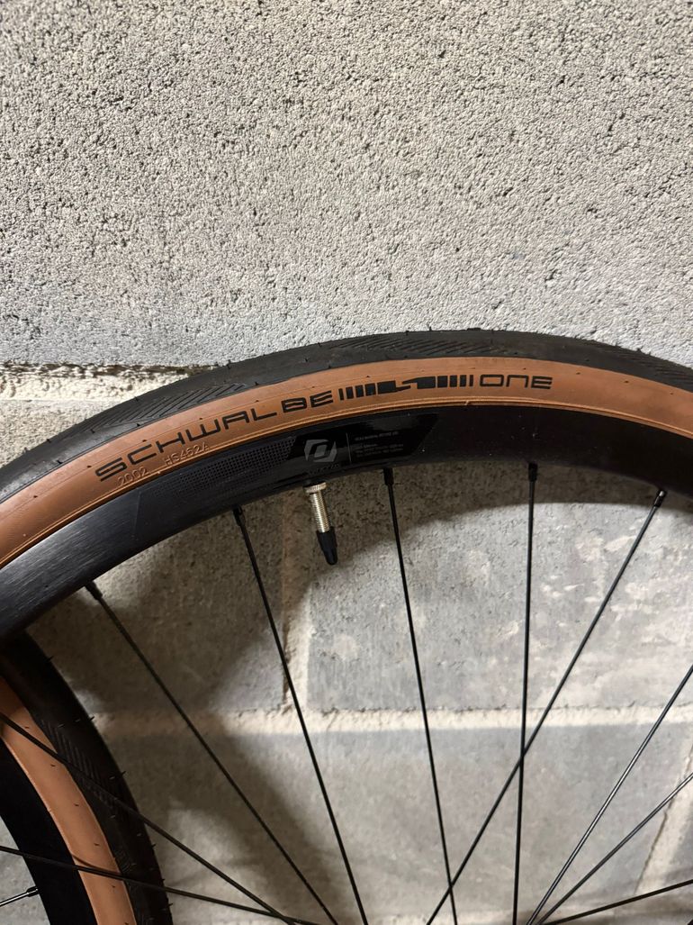 Used 2023 Syncros RP2.0 Disc Wheel bike — image 3 of 5