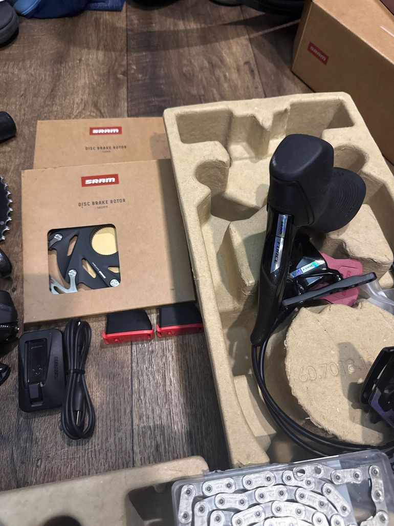 Used 2024 SRAM Force AXS 12-speed Groupset bike — image 4 of 5