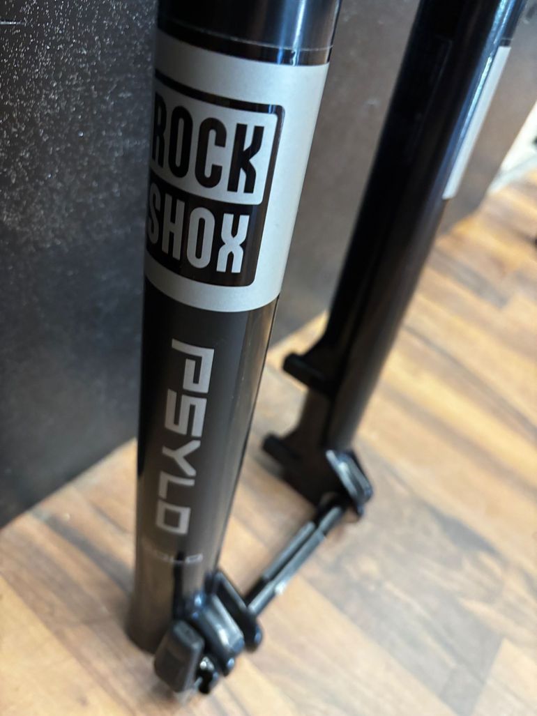 Used RockShox Psylo Gold RC 2025 bike — image 2 of 6