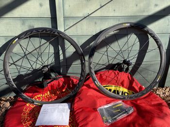 Mavic Mavic Cosmic Elite Disc Wheelset