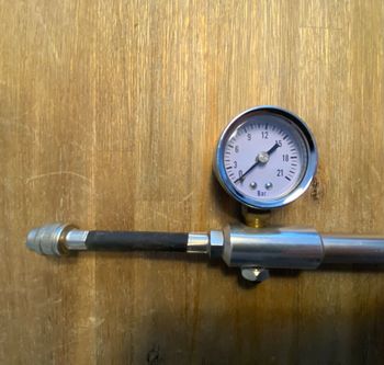 Xlc, Pompe à haute pression Fourche / Amortisseur