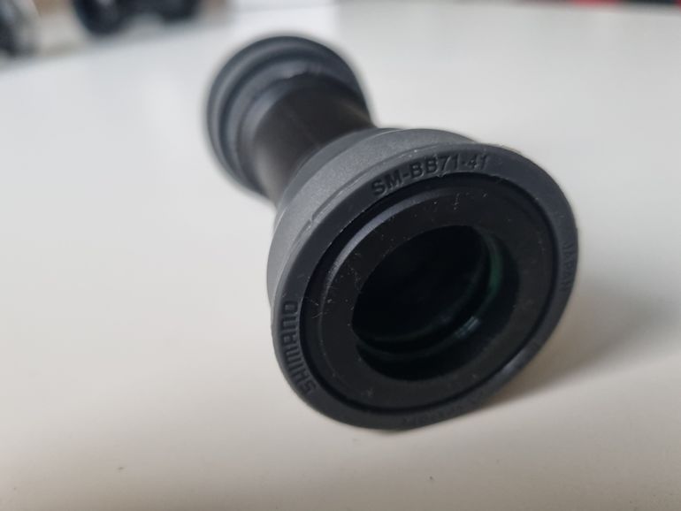 Used Shimano Boitier de pédalier SM-BB71-41 2025 bike — image 2 of 2