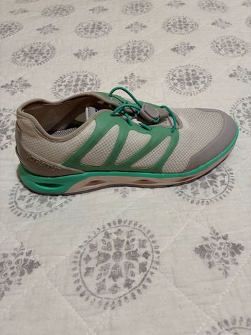 Used 2023 XTRATUF Women’s Fishing Shoes 9.5 bike — image 2 of 3