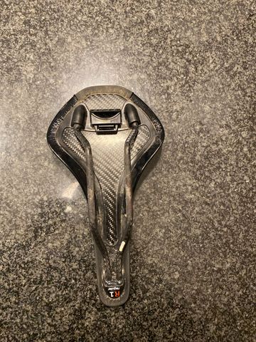 Použité 2024 antares R1 carbon bike — obrázek 2 z 4