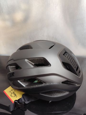 Used 2025 lazer kineticore bike — image 2 of 4