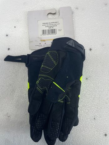 Used diamante Enduro Gloves MX11 bike — image 2 of 2