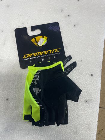 Used diamante Summer Gloves A2 bike — image 1 of 2