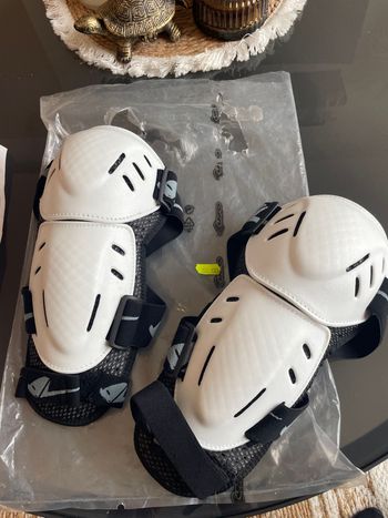 Used Altro Protective gear Marchio Ufo bike — image 1 of 2