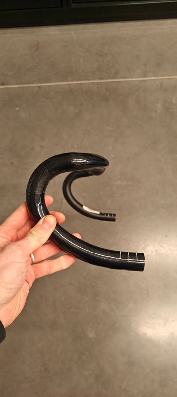 Käytetty Cervelo - S3 Cal-5 Handlebar AB09 31, 8 440mm Cockpit