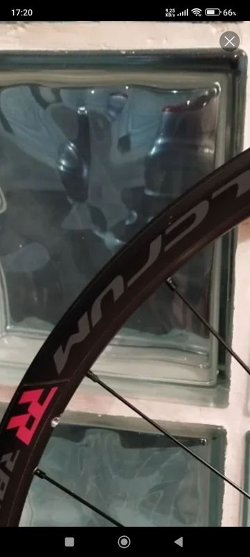 Brugt Fulcrum Rapid Red Complete Wheelset 2025 bike — billede 5 af 8