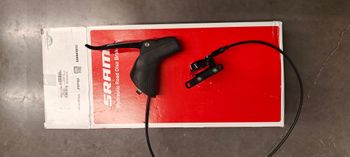 Sram, Rival