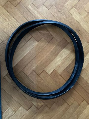 2024 Hutchinson Rennräder Tires Set of 2 Tyres & Tubes usato
