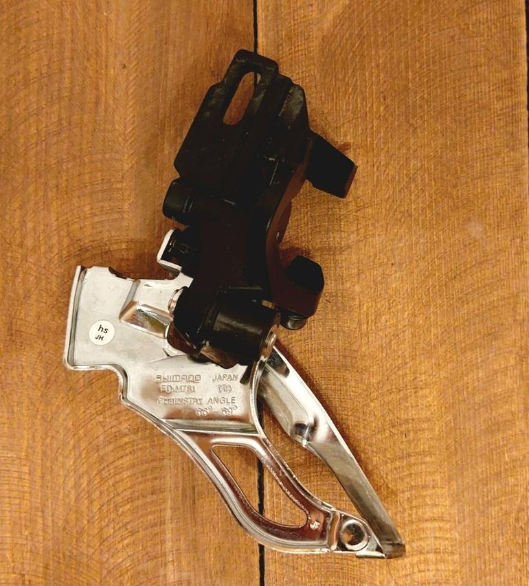 Dérailleur Avant Shimano XT FD-M781 – Montage Collier – Triple Plateau – VTT