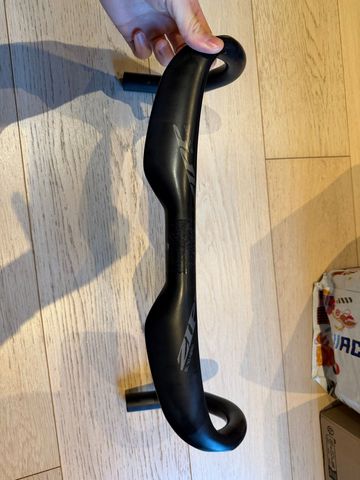 Used Zipp SL-70 Aero Carbon Handlebar Cockpit