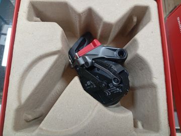 Sram Rival AXS D1 Rear Derailleur Drivetrain & Pedals usato