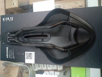 Fizik Arione Open R1 142mm bike usato — immagine 2 di 2