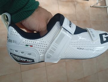 Used Gaerne G. Kona Carbon Triathlon Shoes Size 46 bike — image 2 of 2