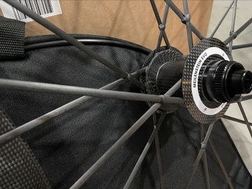 Lightweight Meilenstein EVO Disc Tubeless Wheelset bike d'occasion — image 3 sur 3