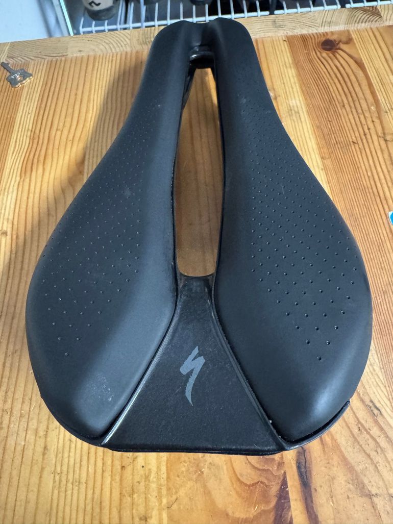 Used 2024 Specialized Sitero Tri Saddle bike — image 1 of 2