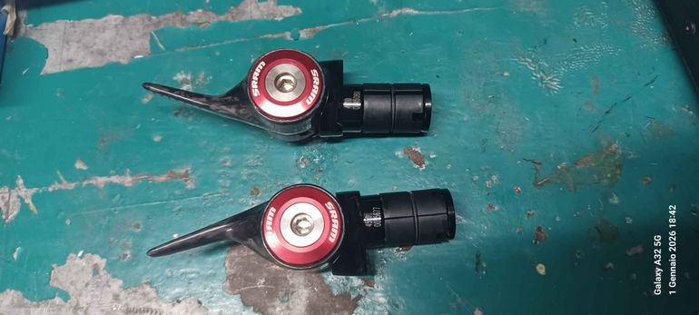 Used Sram coppia comandi crono bike — image 2 of 2