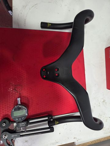 2025 Colnago Handlebar 1YRS Cockpit usato