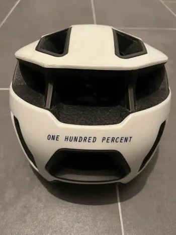 Used 100% MTB Helm Altis Helmet bike — image 2 of 8