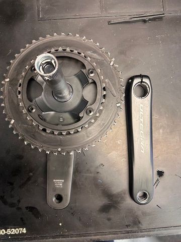 Shimano Ultegra FC-R8100 Hollowtech II 12-speed 50-34T 175mm 2025 Drivetrain & Pedals usato