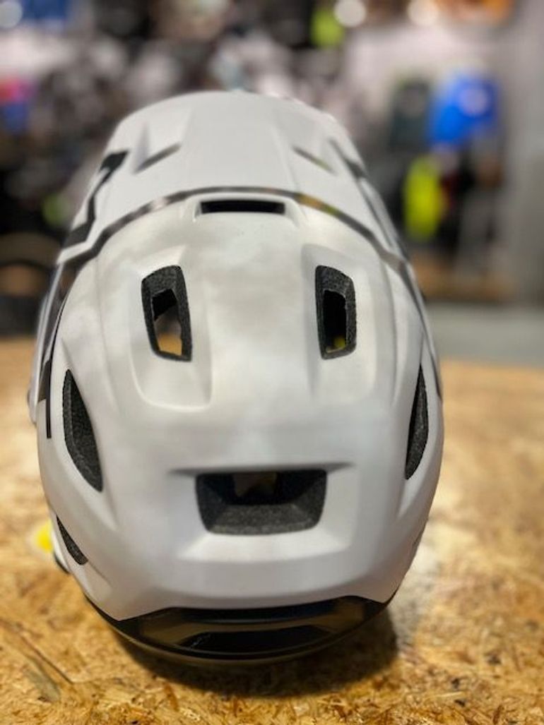 Gebrauchtes MET Parachute Mips Mcr 2024 bike — Bild 4 von 4