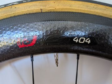 Used Zipp 303 avant et 404 arrière bike — image 2 of 5