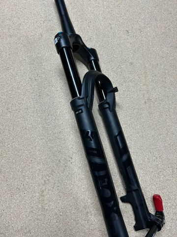 Used Fox 34 SC Performance Fork bike — image 2 of 8
