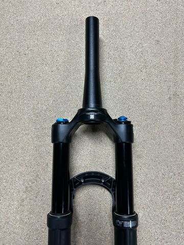 Used Fox 34 SC Performance Fork bike — image 8 of 8