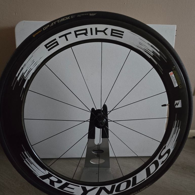 Used Reynolds Strike Carbon Wheelset Rim Brake bike — image 2 of 2